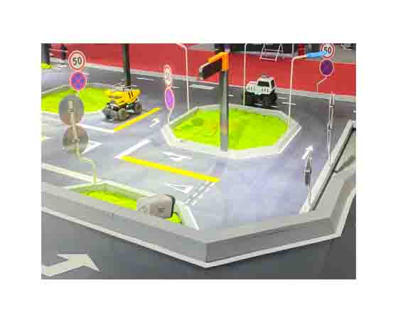 可移動式車路協同實訓平臺